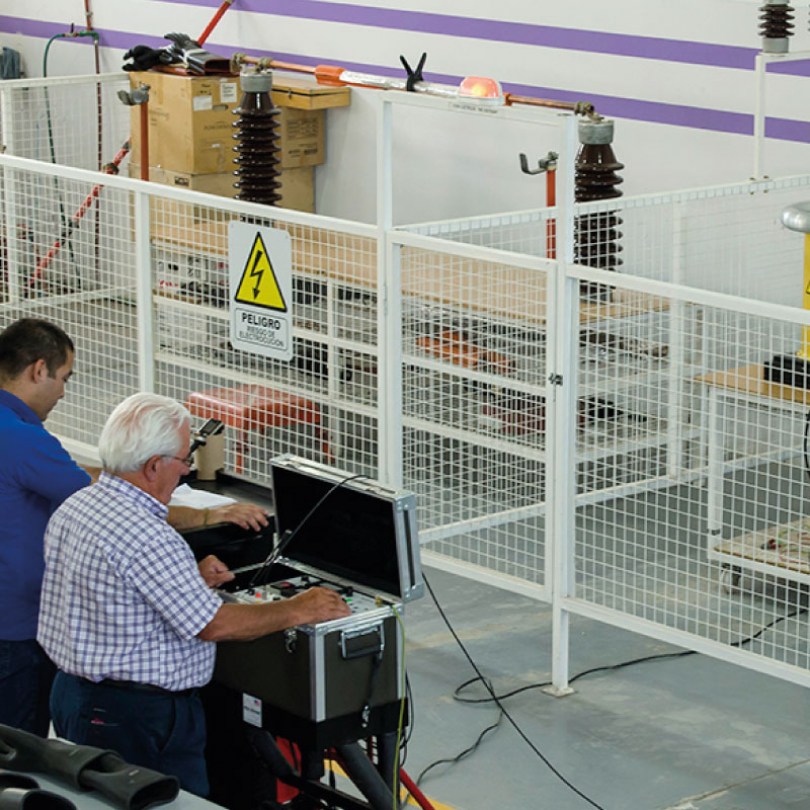 ensayo_dielectrico_guantes_dieléctricos__4